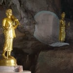 stehende Buddhas Wat Suwan Khuha