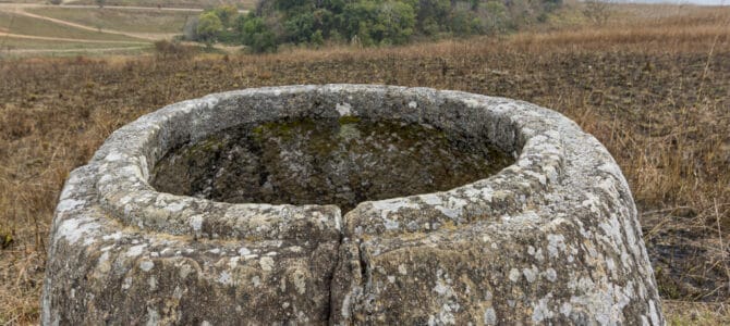 Die Ebene der Tonkrüge in Laos