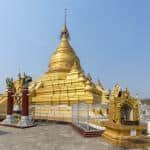 Stupa in der Kuthdaw Pagode in Myanmar