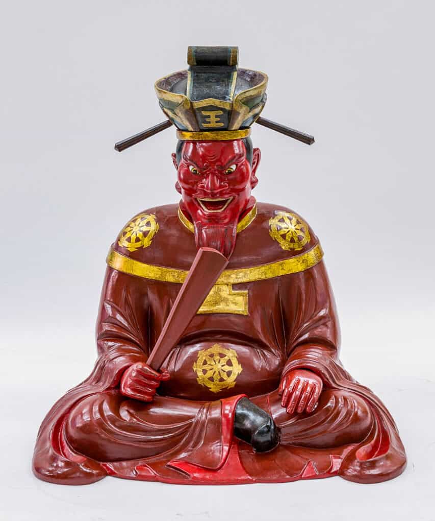 Statue des Höllenrichter Emma-ō aus dem japanischen Buddhismus 
