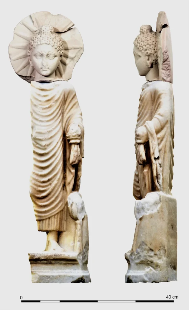 Abbildung vom Fund der Buddha-Statue in Berenike in Ägypten